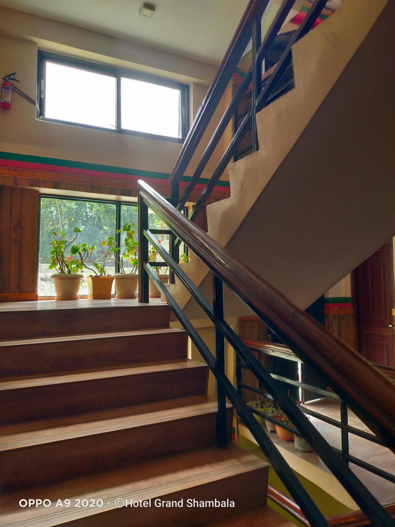 Hotel Grand Shambala Muktināth Esterno foto