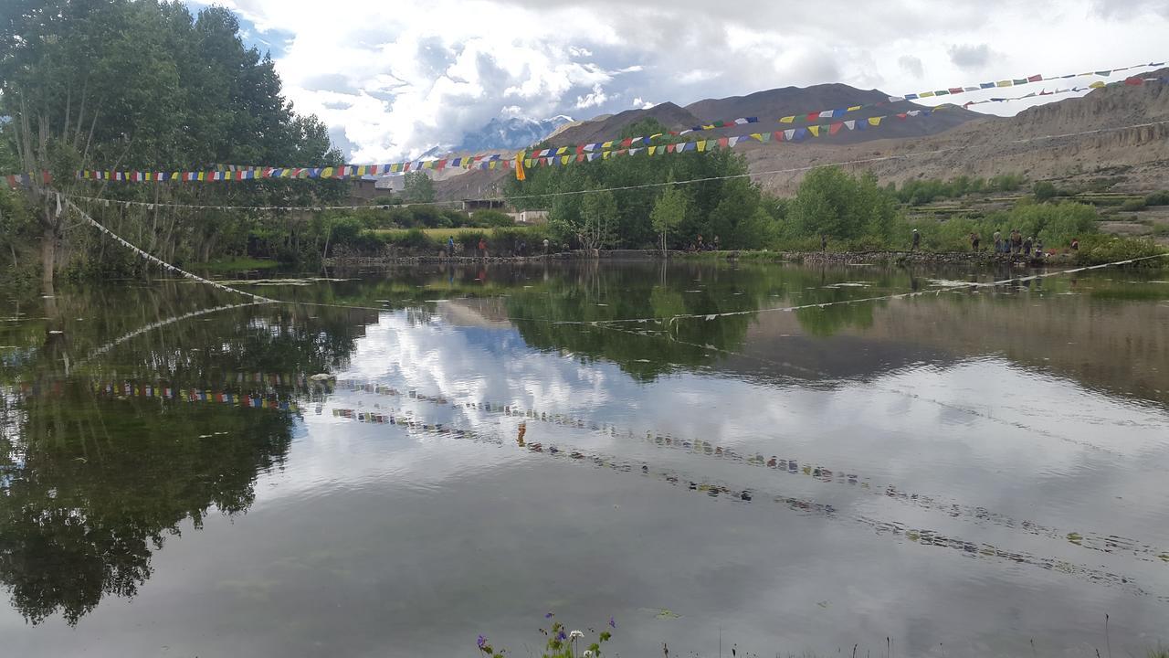 Hotel Grand Shambala Muktināth Esterno foto